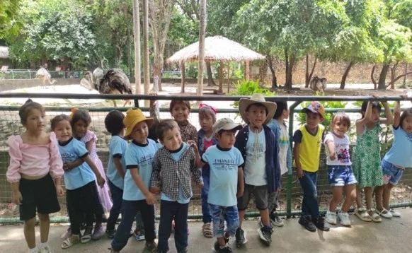 "Celebrando las maravillas de la creación con nuestros niños de la Fundación"